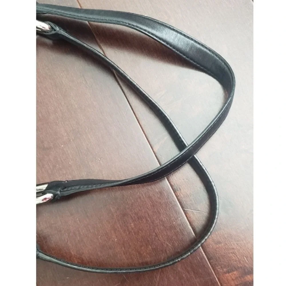 Coach Chelsea Jayden Black Leather Silver Chain Hardware 2 Handle‎ Handbag Purse